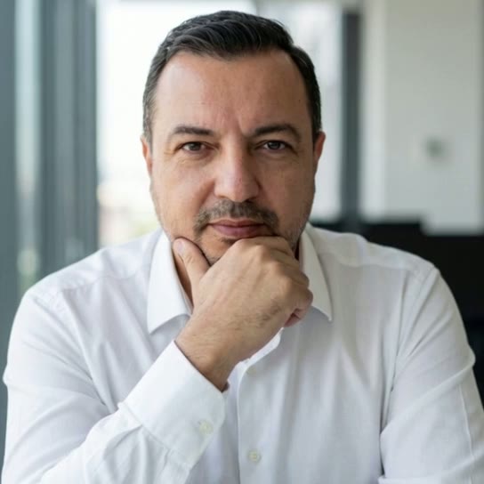 Retrato de Mario Sacramento